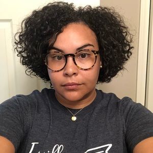 Meet your Posher, Ayanna